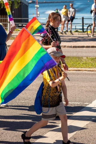 Luleå Pride 2019 i underbart väder. Till och med präster gick i tåget.