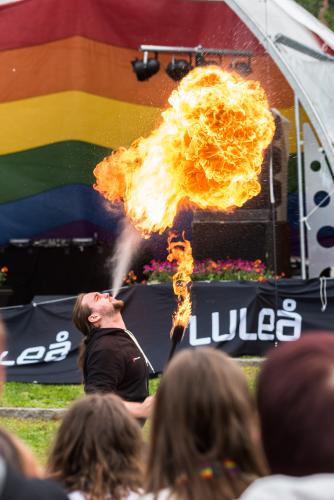 Rykande hett under priden. Luleå Pride 2018.